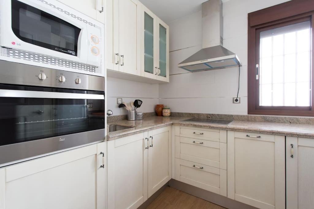 Apartamento En Calle Sierpes Seville Luaran gambar